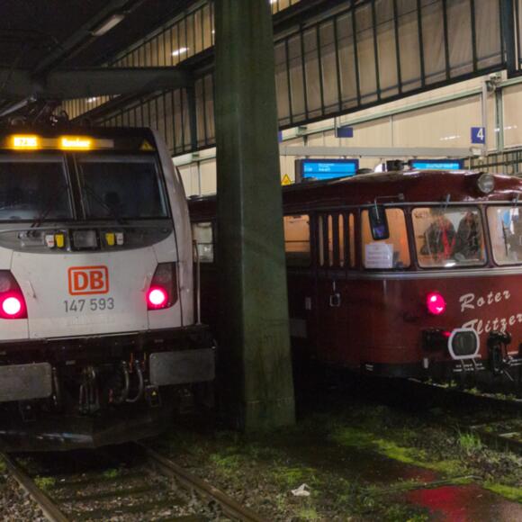 PXL_20251207_195749514.NIGHT.RAW-02.ORIGINAL