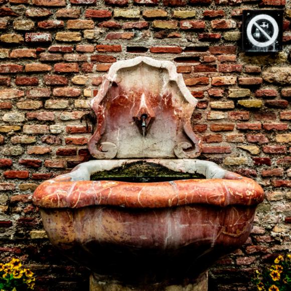 Brunnen